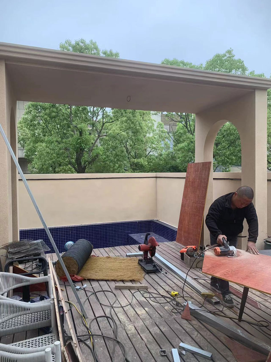 設(shè)計師赴湯城麓墅溫泉民宿提質(zhì)改造現(xiàn)場進(jìn)行工作指導(dǎo)及設(shè)計辦公 設(shè)計師赴湯城麓墅溫泉民宿提質(zhì)改造現(xiàn)場進(jìn)行工作指導(dǎo)及設(shè)計辦公